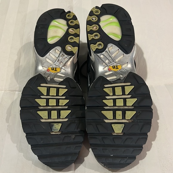 Nike Air Max - Picture 3 of 3